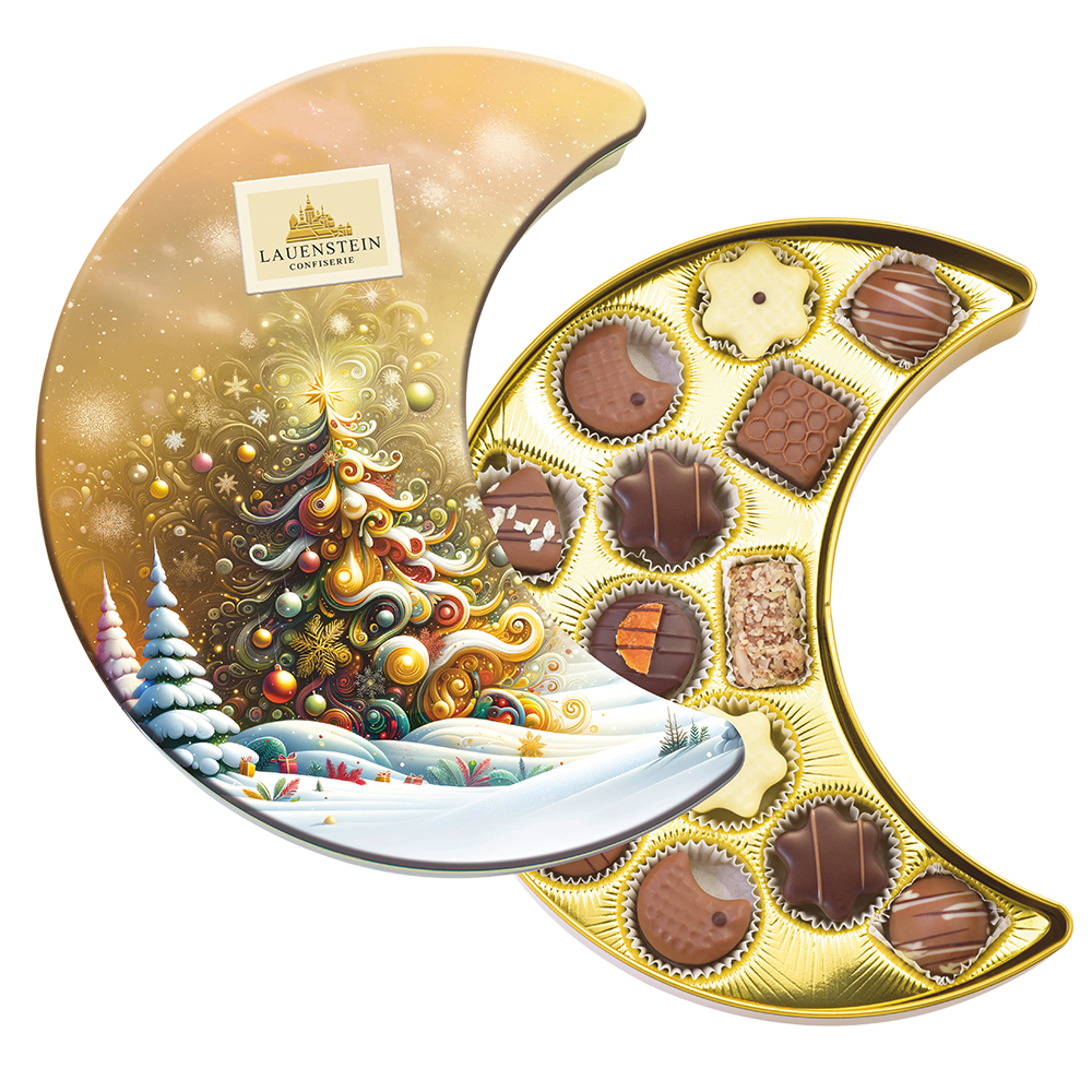 geöffnete Lauenstein Metalldose in Mondform mit goldenem, festlichem Tannenbaum-Design und 14 edlen Pralinen im goldenen Inlay